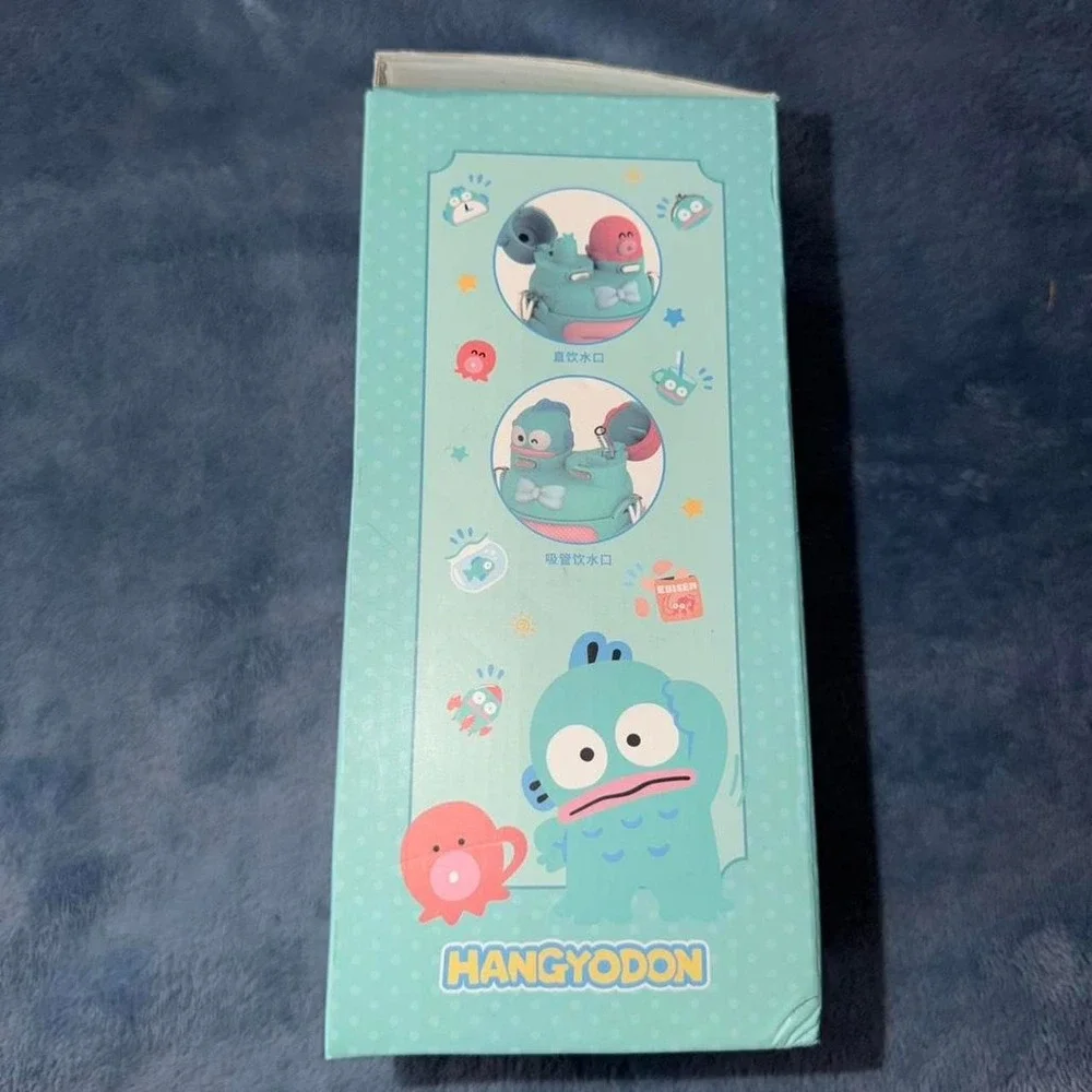 Hangyodon x Sanrio 550ml water bottle